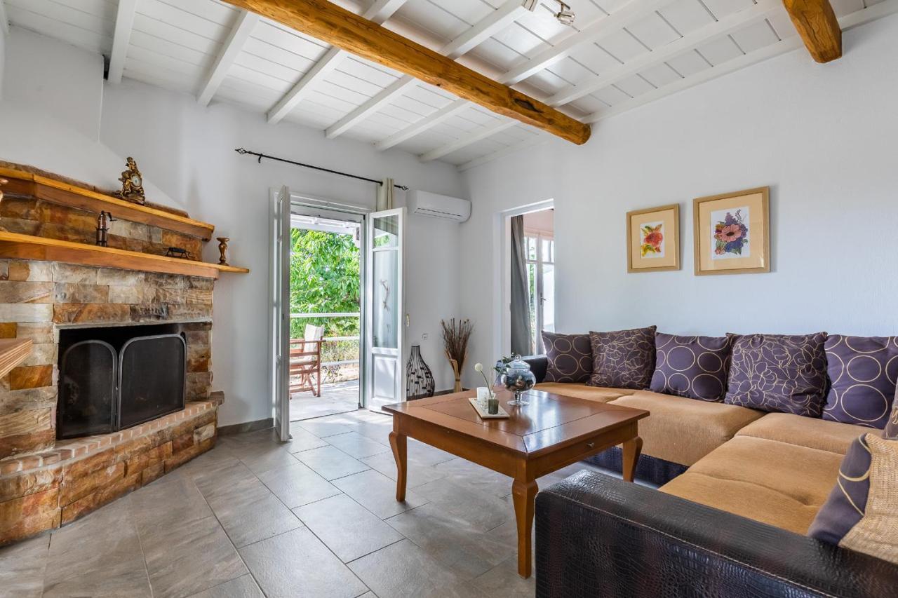 Skopelos Amigdalia Cottage Ngoại thất bức ảnh