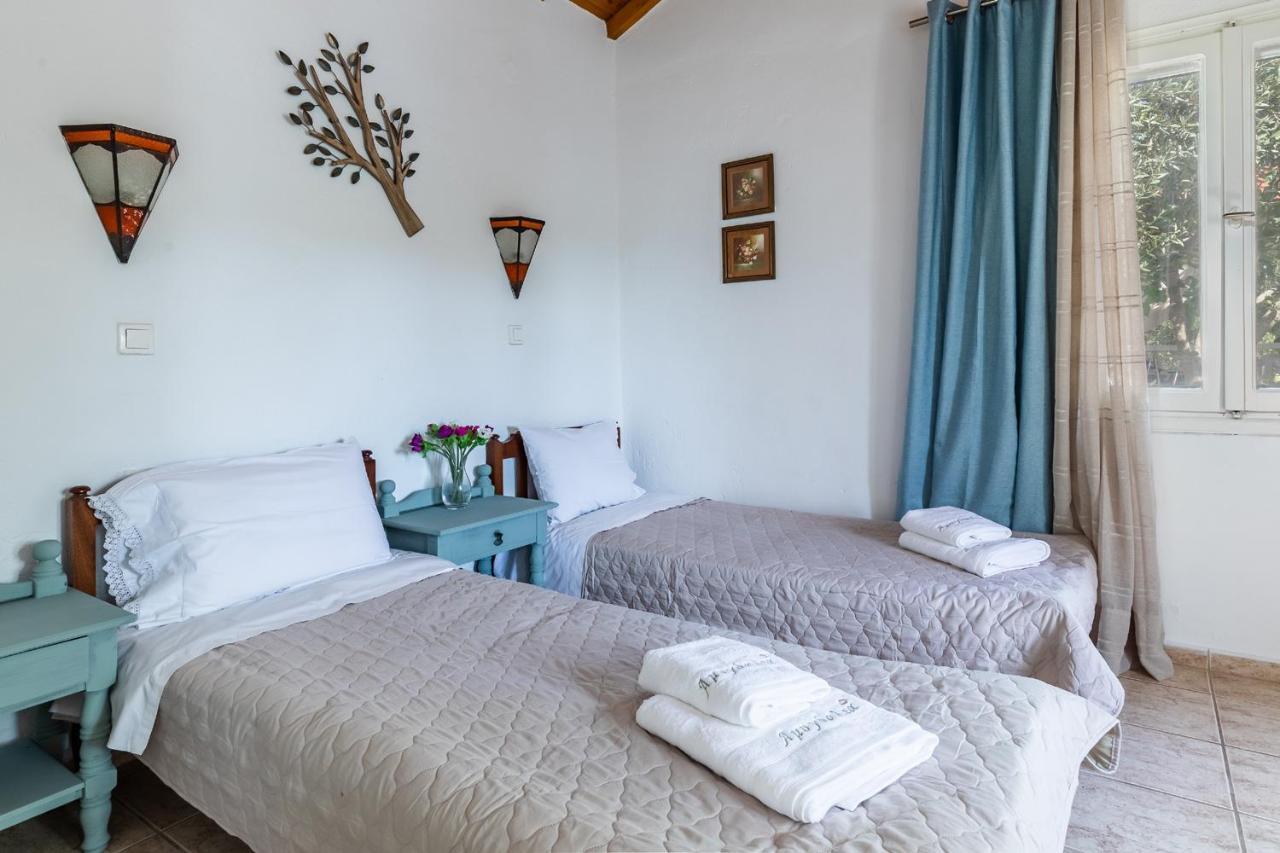Skopelos Amigdalia Cottage Ngoại thất bức ảnh