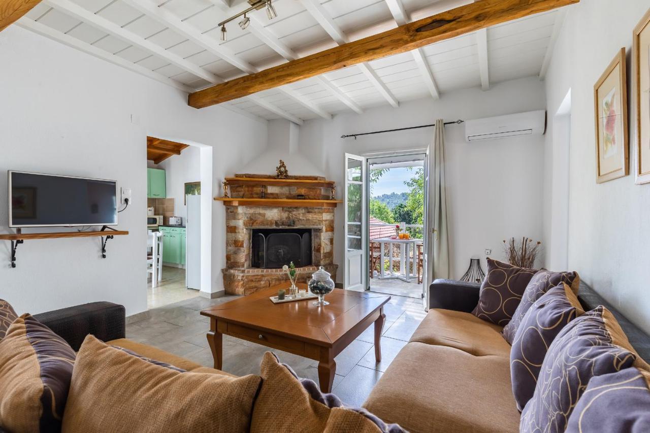 Skopelos Amigdalia Cottage Ngoại thất bức ảnh