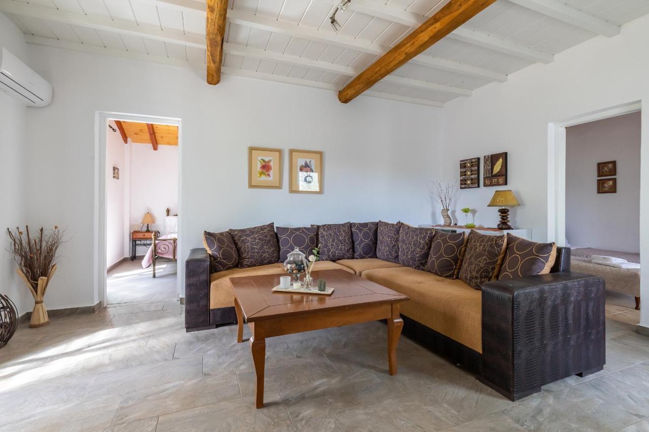 Skopelos Amigdalia Cottage Ngoại thất bức ảnh